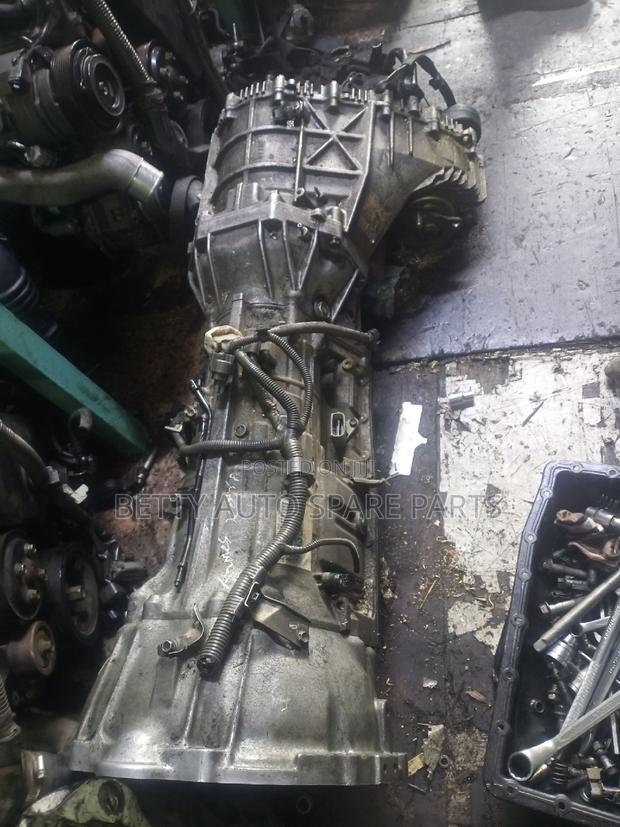 Toyota V8 2uz Complete Gearbox and Transfer - main view
