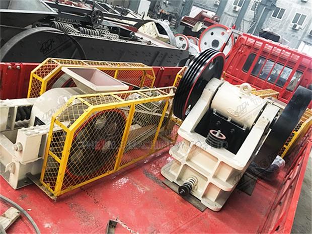 Home Delivery Double Roller Crusher With Spare Parts Support - main view