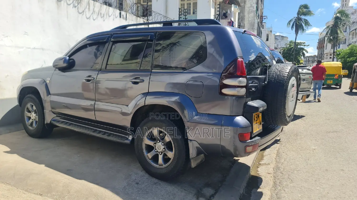 Toyota Land Cruiser Prado 2005 Gray