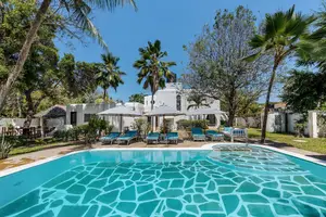 5 Bedroom Beachfront Villa in Diani