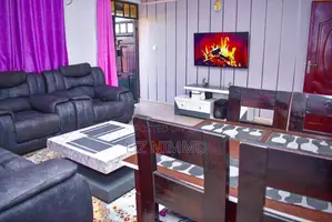 Liana House