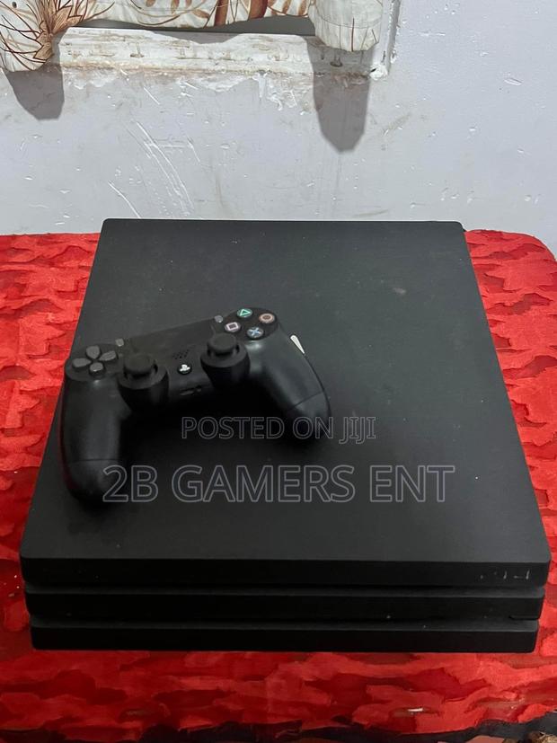 Ps4 Pro, 1TB Storage, 1 Pad Original - main view