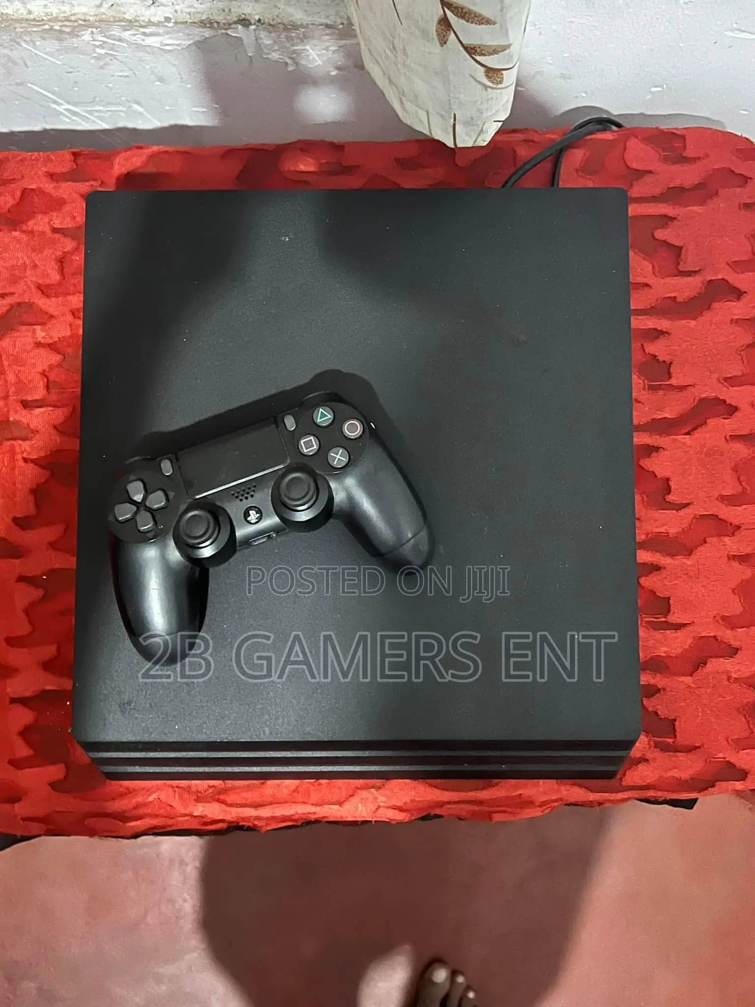 Ps4 Pro, 1TB Storage, 1 Pad Original