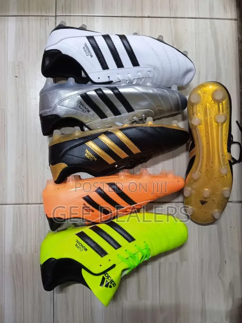 Adidas Copa Mundial Soccer/Football Boots