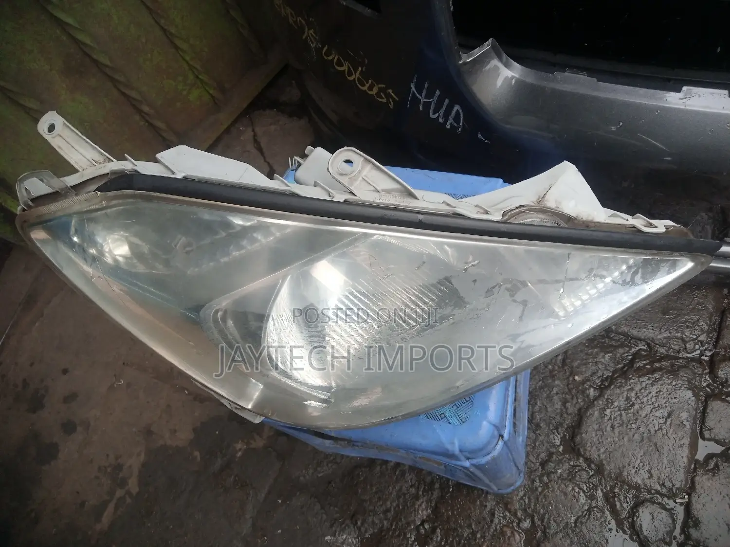 Allion 2002 Headlight Non Right