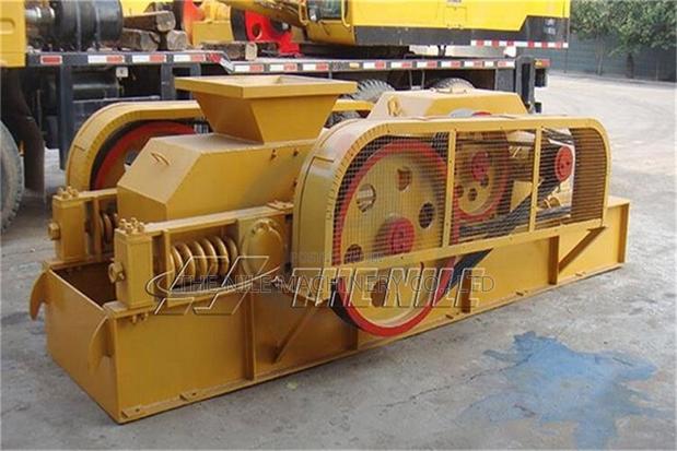 High Efficiency Quartz Rock Stone Coal Crushing Machine - main view