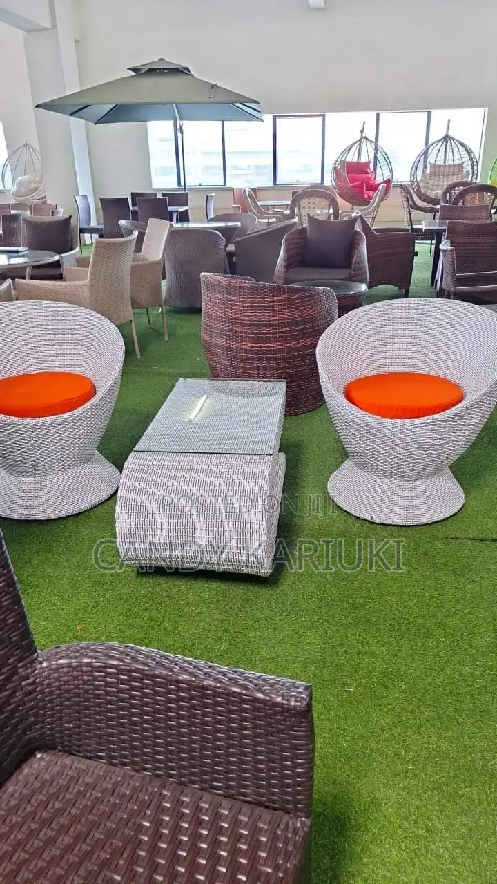 2 Seater Spacious Garden Set