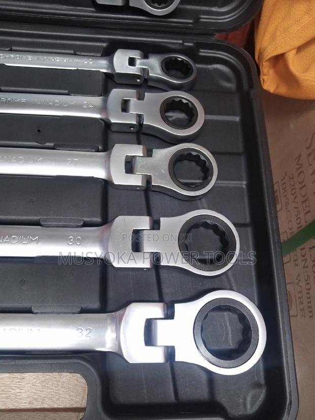 Ring Ratcheting Combination Flexi Wrench Kit - thumbnail 2