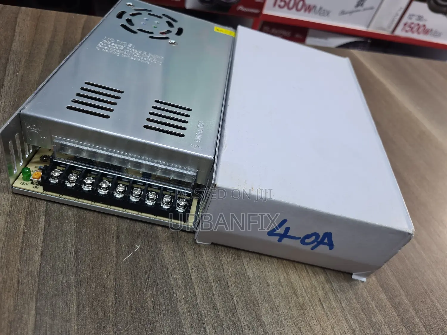 40A Power Supply With Over/Under Current Protection