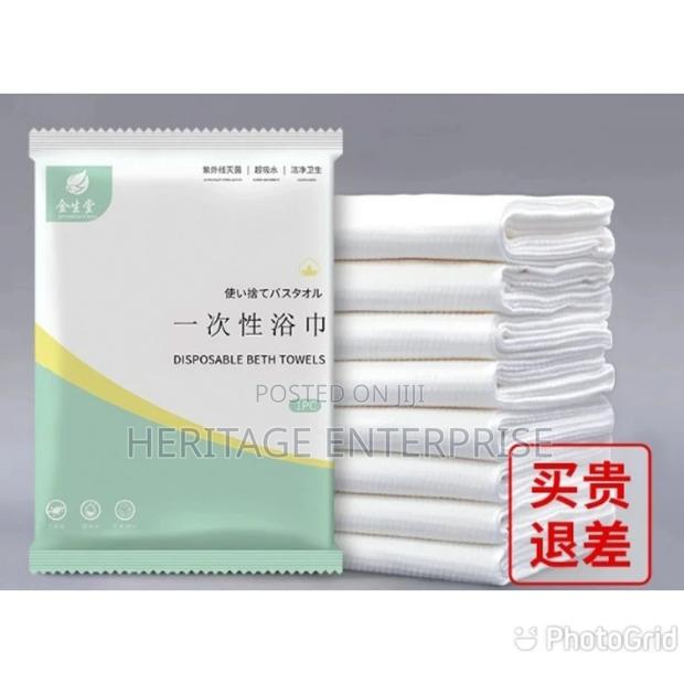 Disposable Thickened Bath Towel