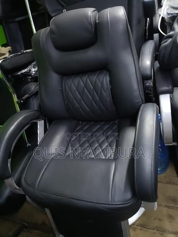 Barber Seat/Barber Chair - thumbnail 3