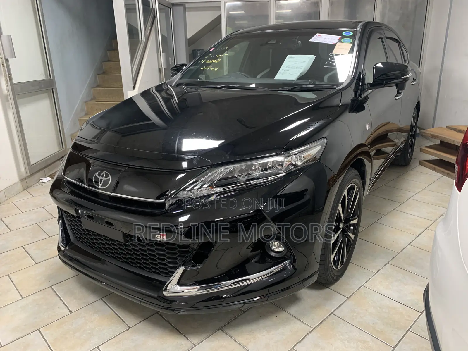 Toyota Harrier 2.0 4WD 2017 Matt Black
