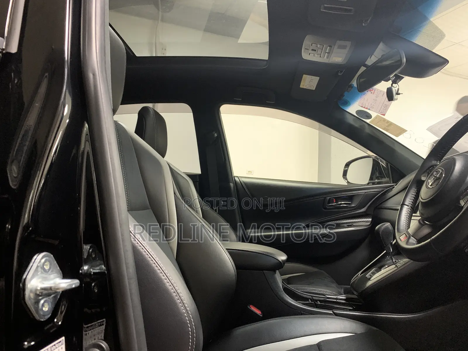 Toyota Harrier 2.0 4WD 2017 Matt Black