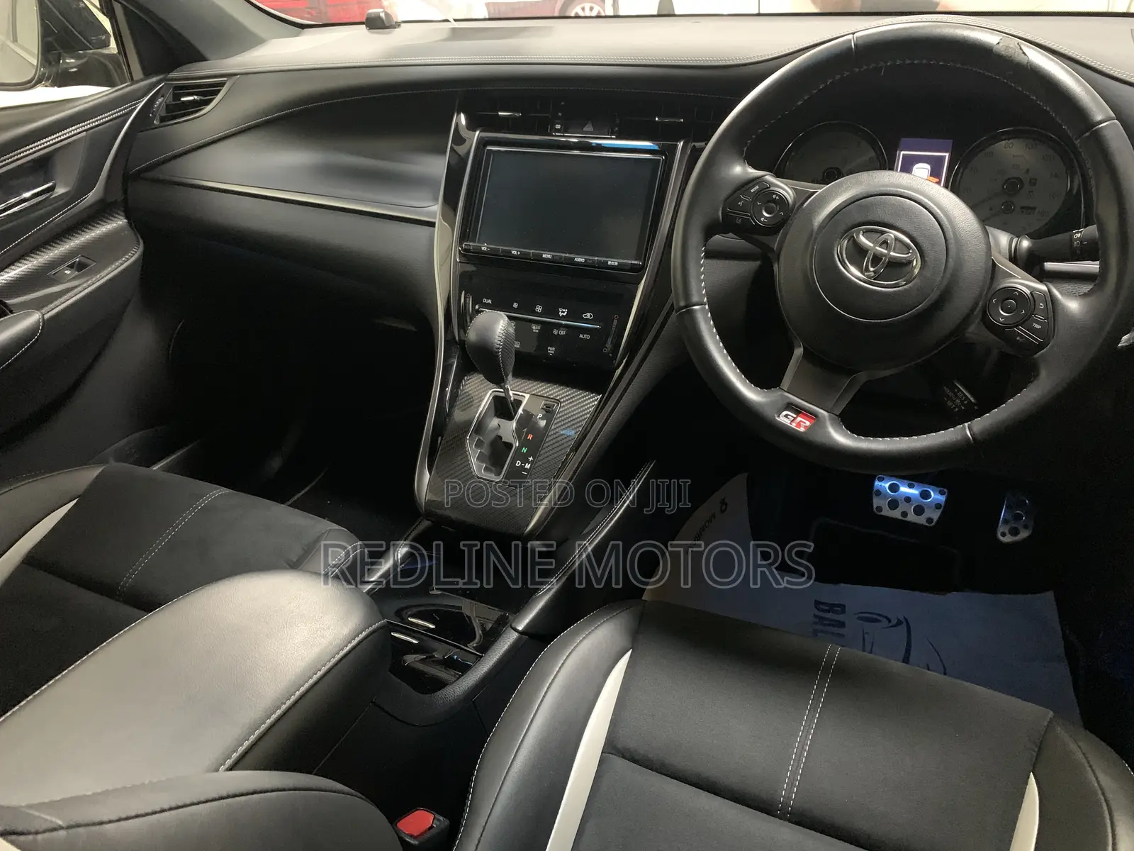 Toyota Harrier 2.0 4WD 2017 Matt Black