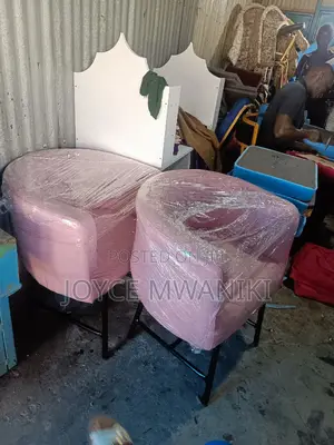 Styling Chair, Light Pink