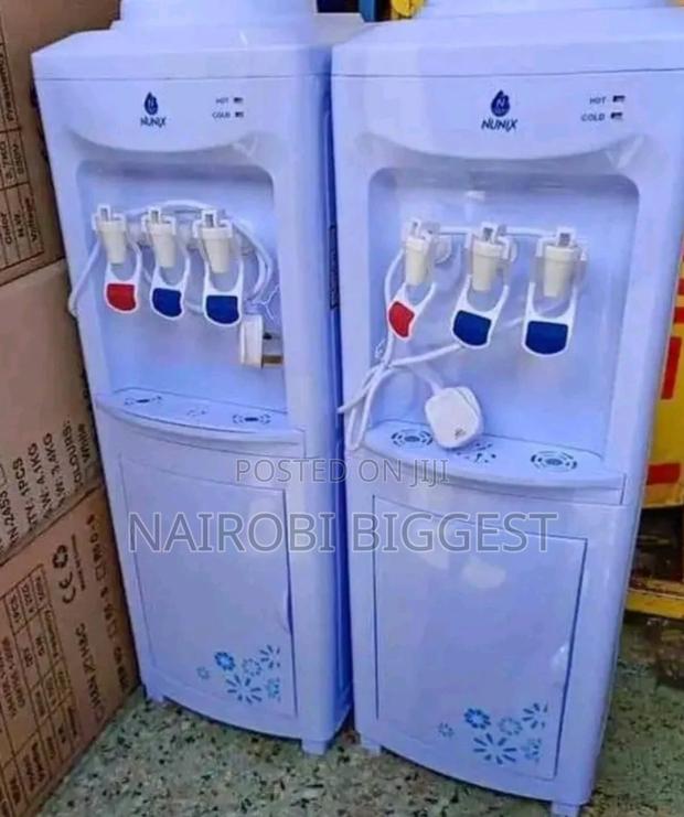 Classic Q7c 3 Tops Water Dispenser - main view