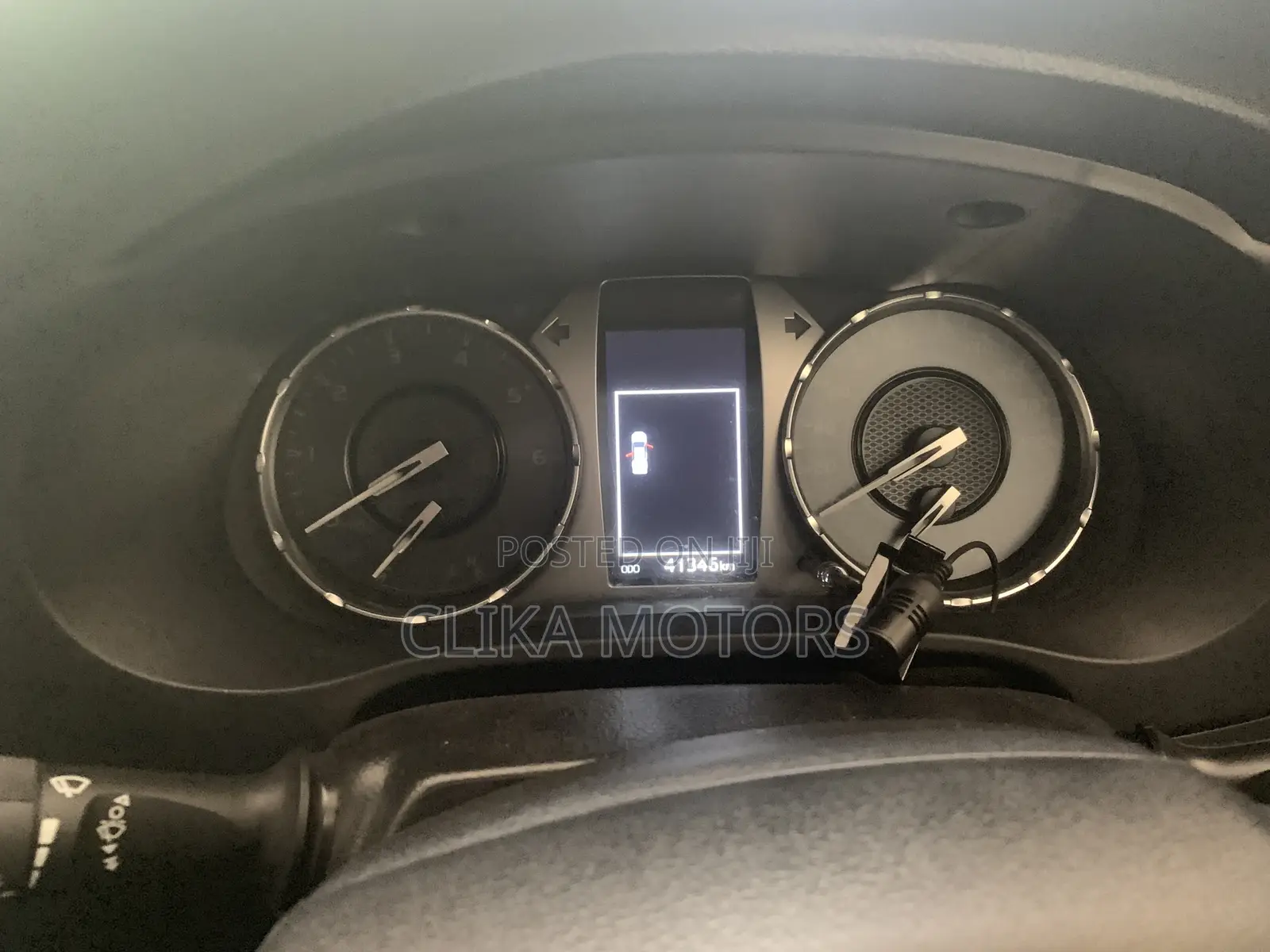 Toyota Hilux 2021 Off white