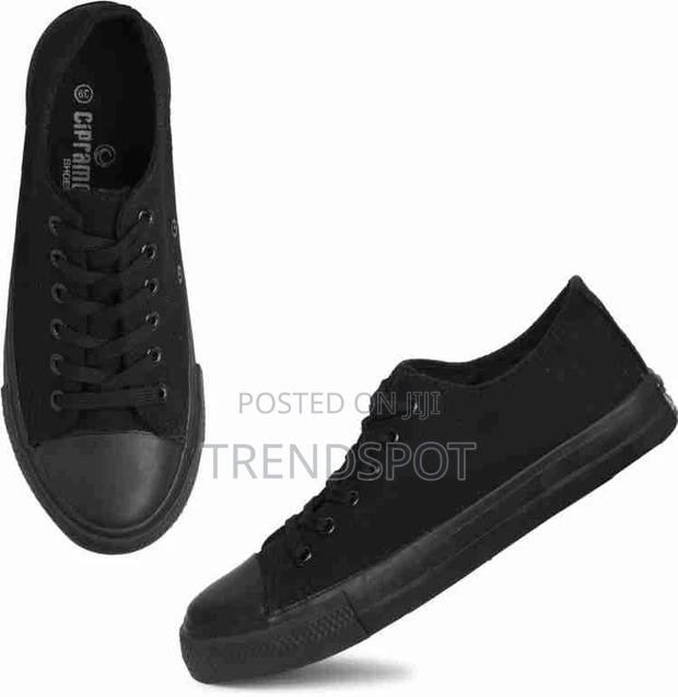 Best Canvas Shoes for Men - main view