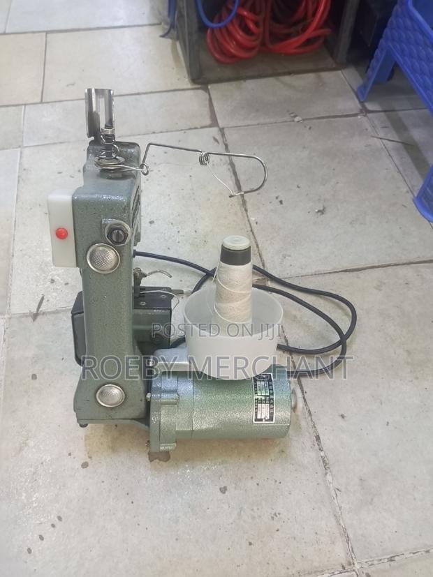 Bag Closer Bag Closer Bag Closer - main view