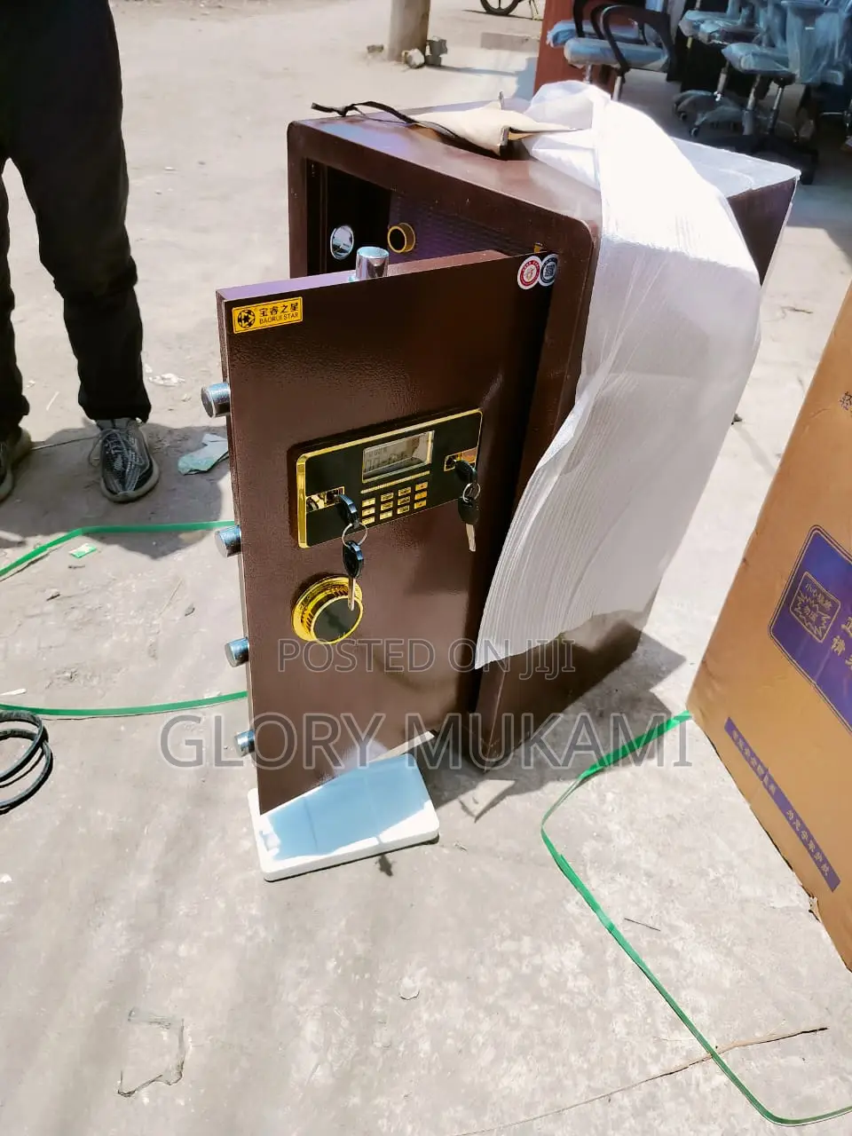 Safe Cash Box