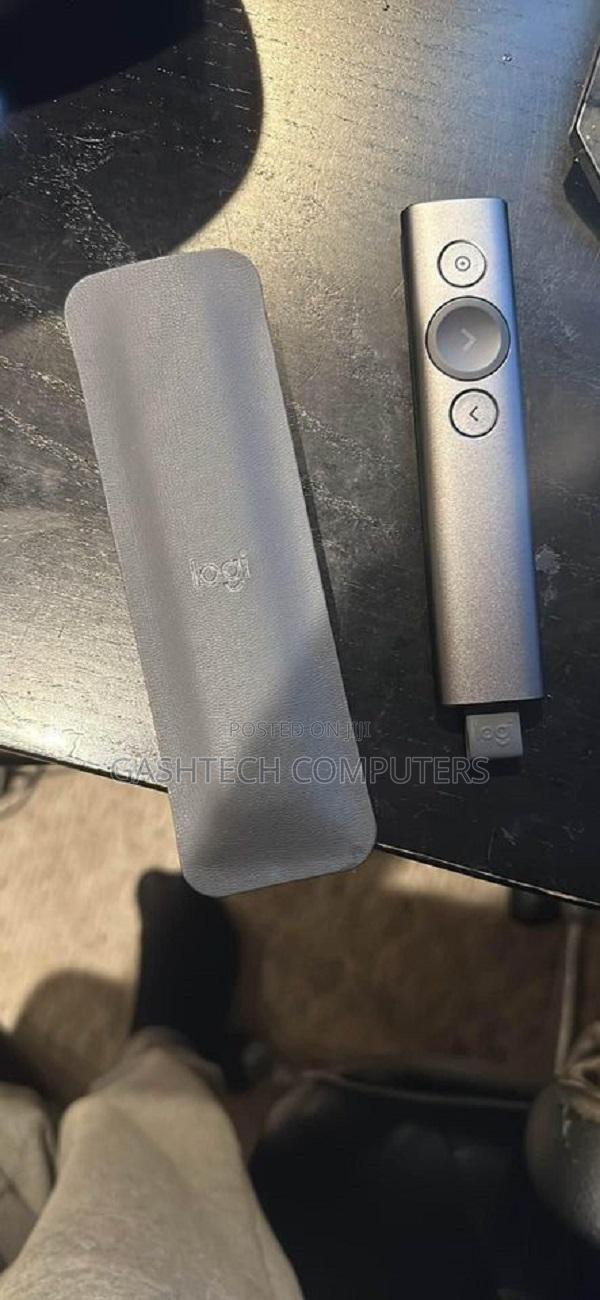 Logitech - Spotlight Presentation Remote - SLATE - 2.4ghz/Bt - main view