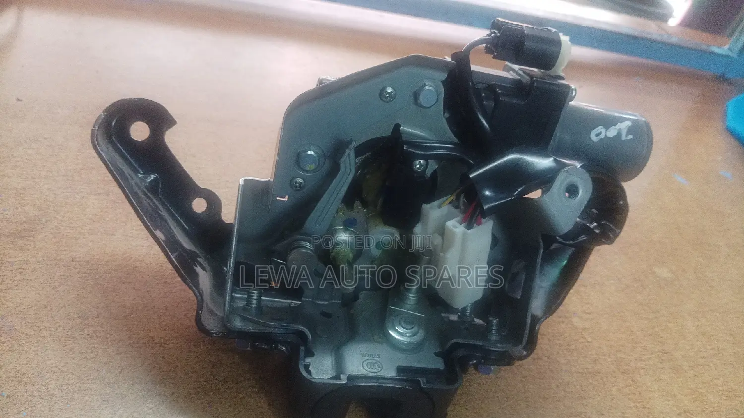 Boot Lock For Toyota Harrier 2015 – Ex Japan – Nairobi Cbd