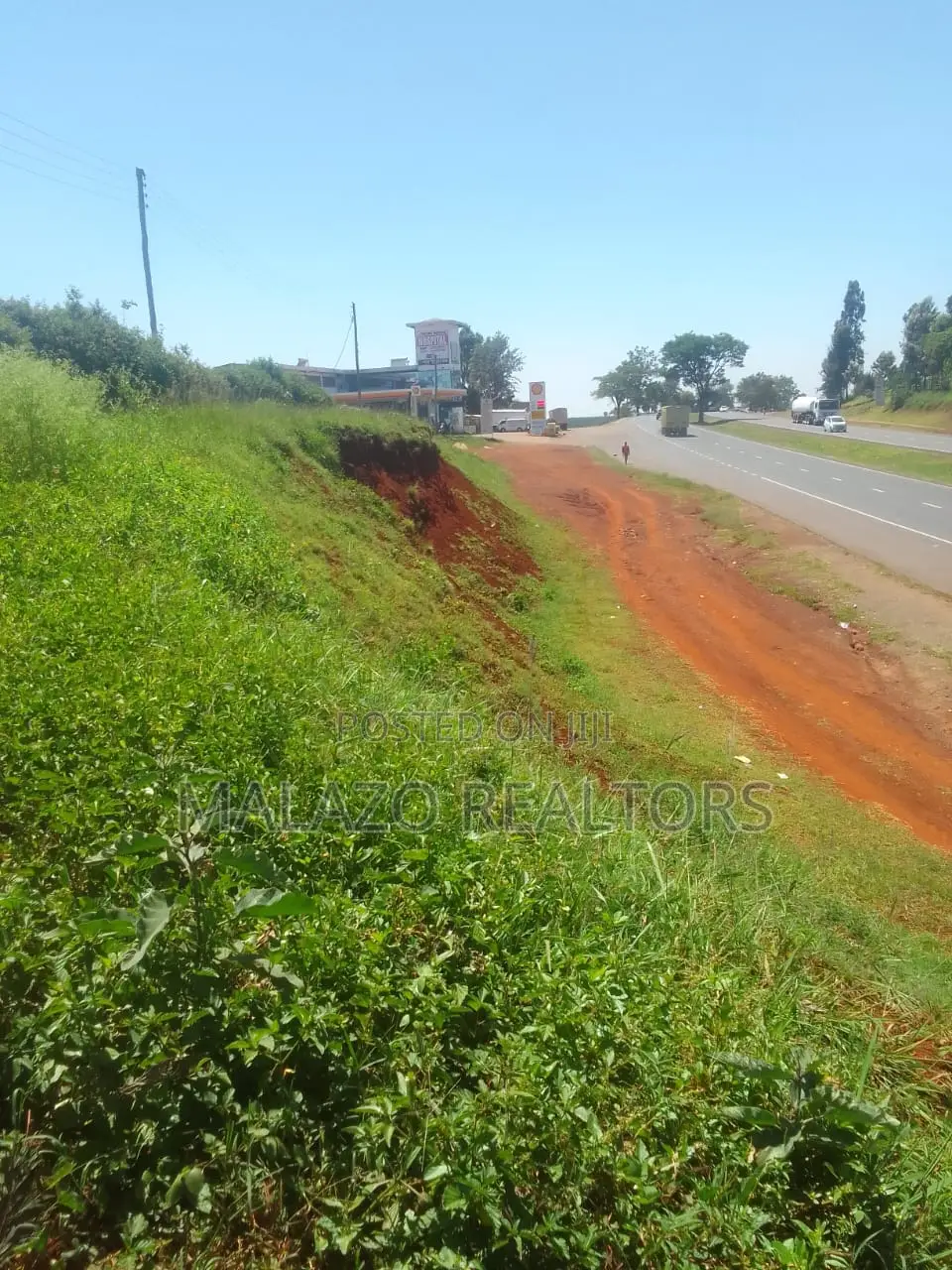 1 Acre on Tarmac Near Kenol Muranga