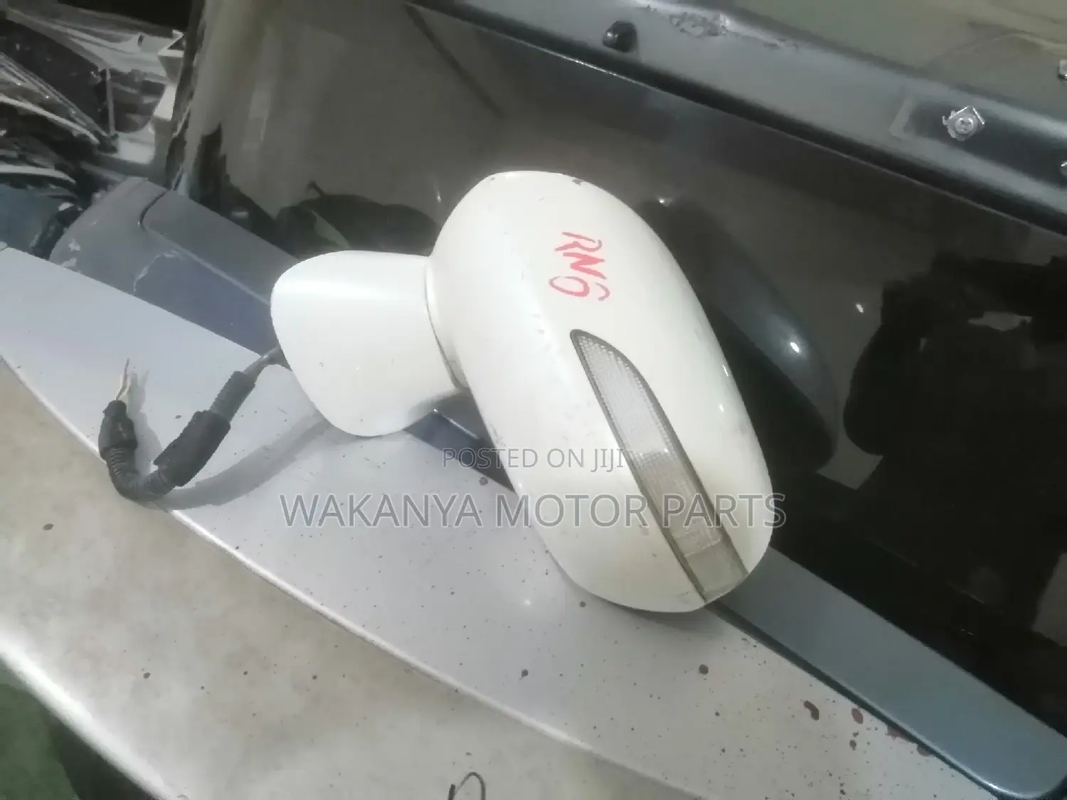 Honda Stream RN6 Side Mirror With Indicator, Clean Ex Japan