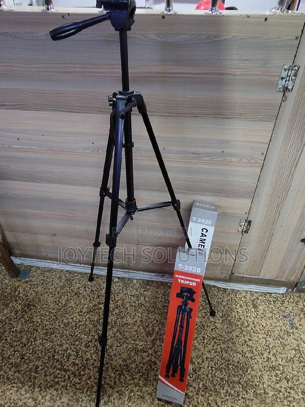 Tripod Phone / Camera Portrait and Landscape Enabled - thumbnail 3