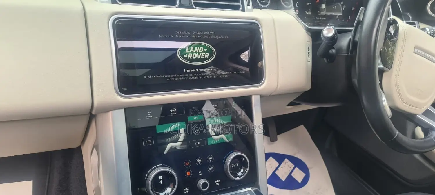 Land Rover Range Rover Vogue 2018 Silver