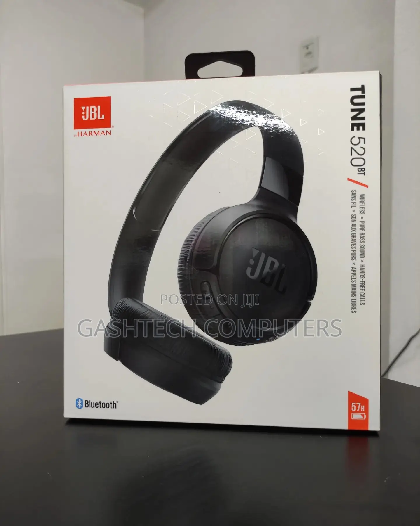 JBL Tune 520 ! At ! JBL Tune 520bt