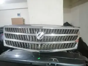 Toyota Alphard Grille Model 2005, Clean Ex Japan