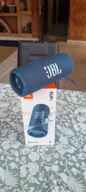 JBL Flip6 Bluetooth Speaker