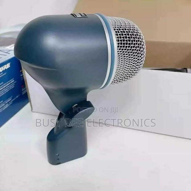 Pg 52 Bass Drum Microphone - main view