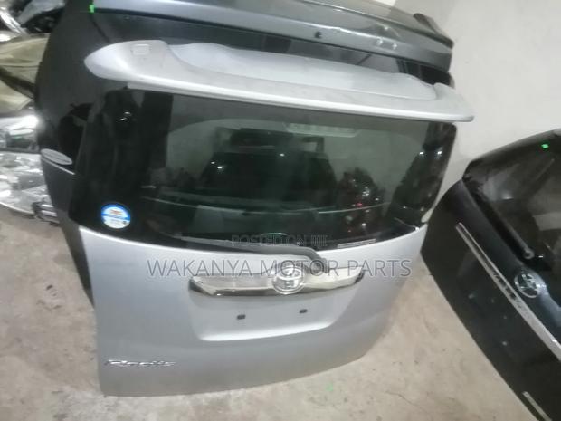 Toyota Ractis Tailgate/Boot Model 2005/2010, Clean Ex Japan - thumbnail 3