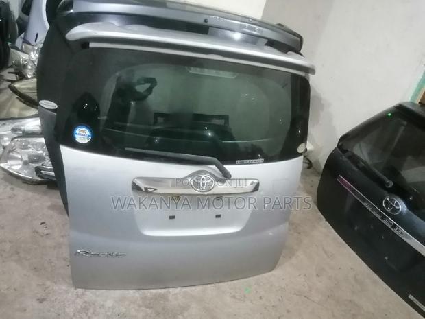 Toyota Ractis Tailgate/Boot Model 2005/2010, Clean Ex Japan - main view