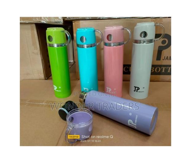 Unbreakable Flasks Capacity ~500mls - main view