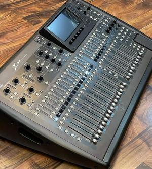 X32 Behringer Digital Mixer - thumbnail 2