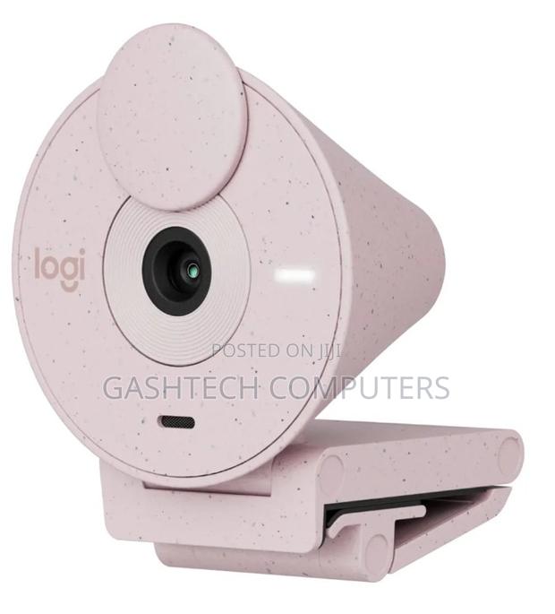 Logitech Brio 300 Webcam ^^ Logitech Brio 300 Webcam - main view