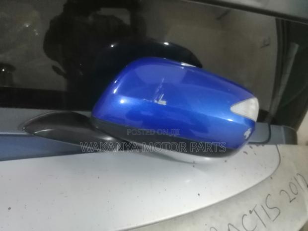 Honda Fit 2008/2012 Power Side Mirror With Indicator - main view