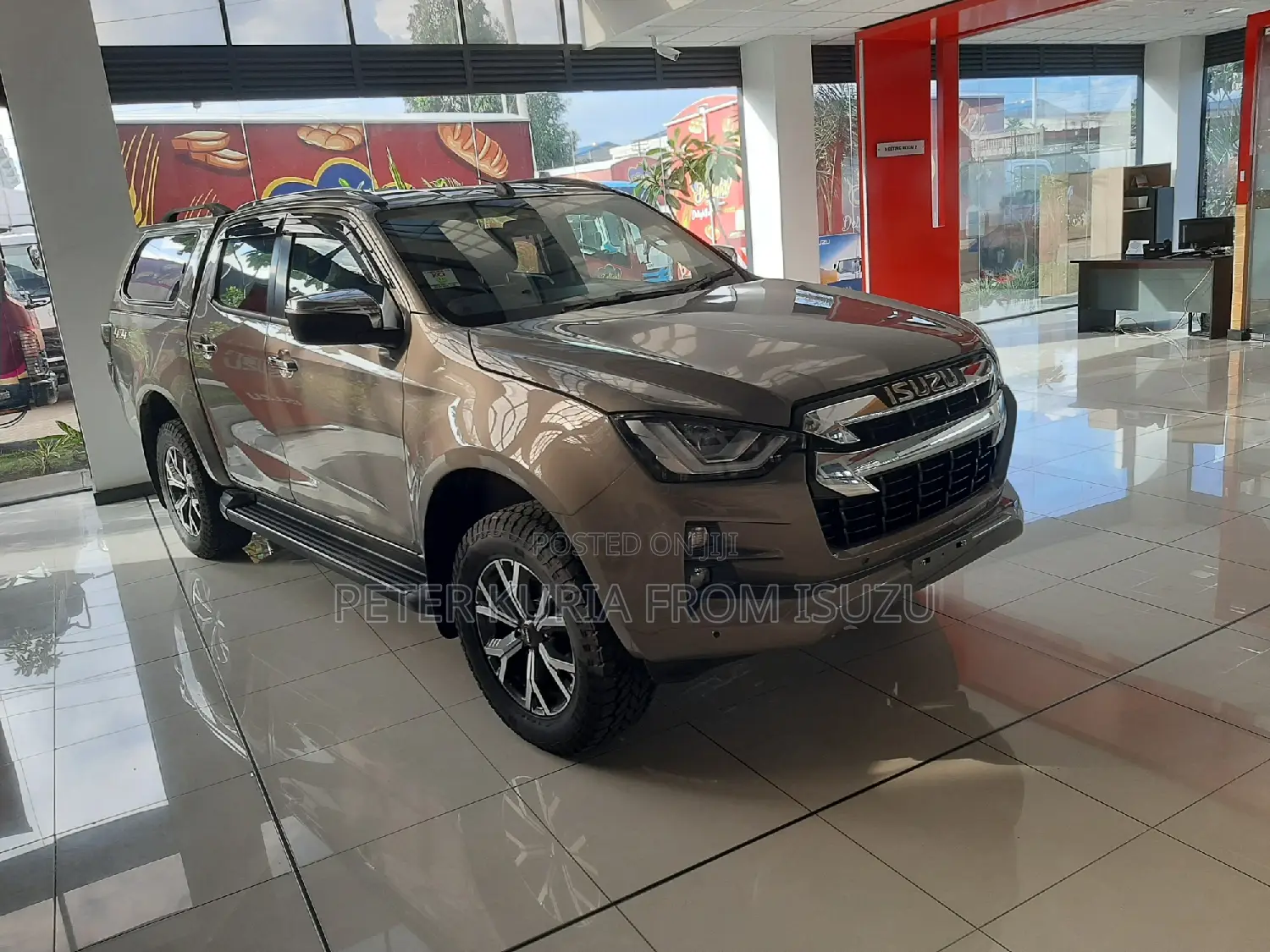 New Isuzu D-MAX 2024 Gray