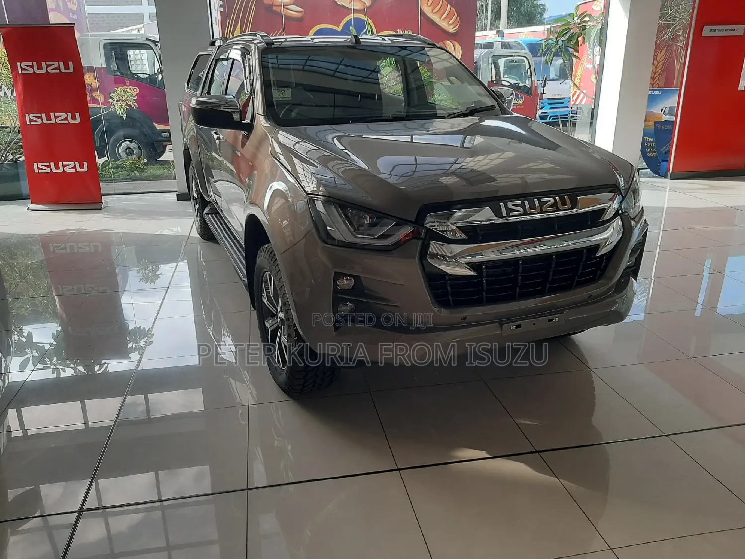 New Isuzu D-MAX 2024 Gray