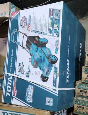 Cordless Law Nmower With Accessories - main view