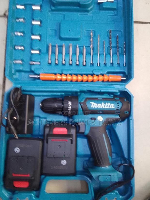 Makita Rechargeable Cordless Drill+ Drill Bits and Sockets - thumbnail 3