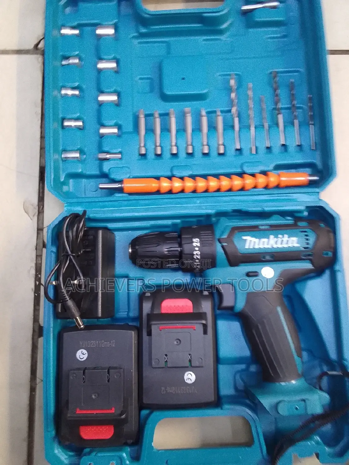 Makita Cordless Drill/ Cordless Drill Set
