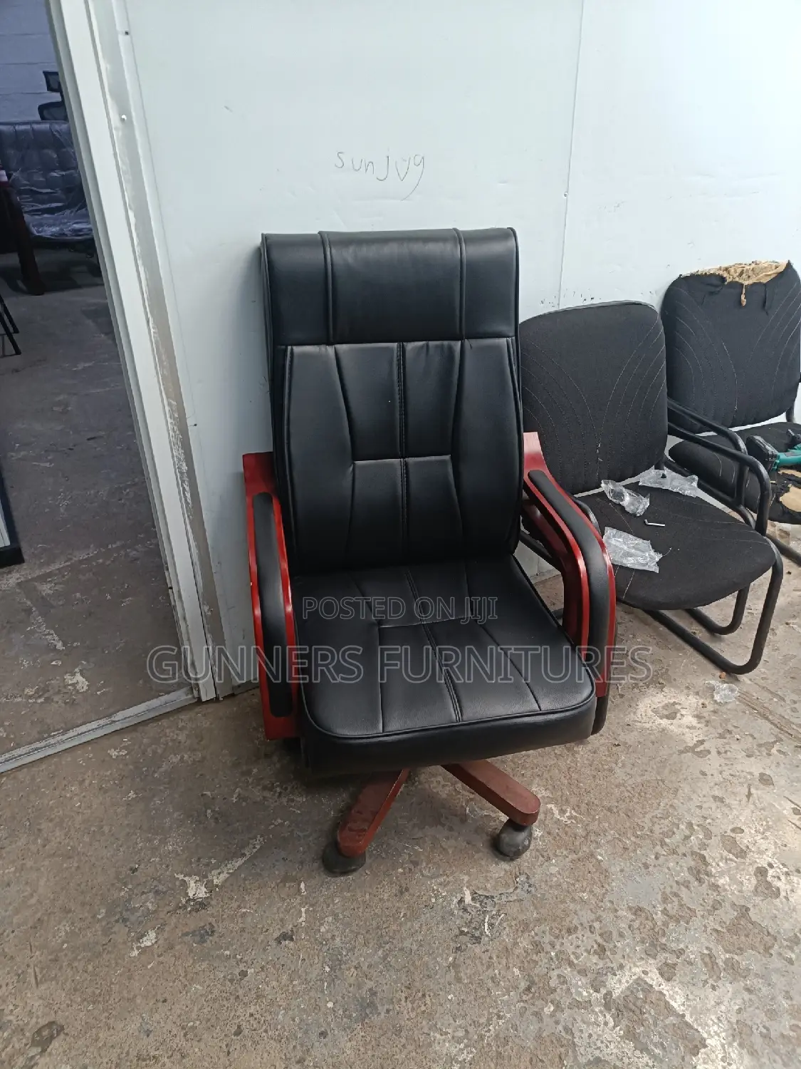 Executive Office Chair Executive Office Chair