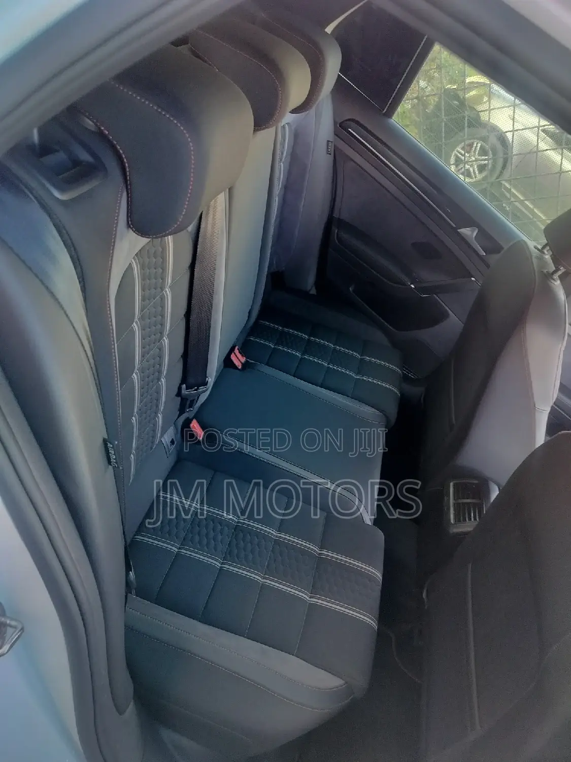 Volkswagen Golf GTI 2018 White
