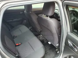 Suzuki Swift 2017 Silver