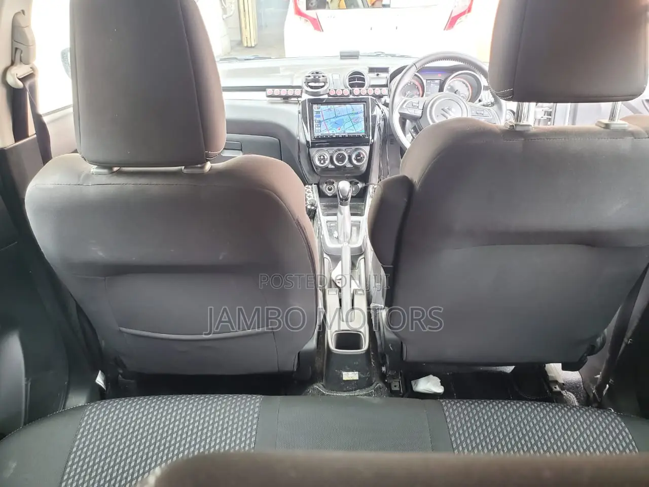 Suzuki Swift 2017 Silver