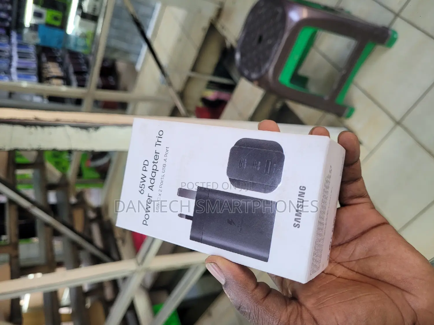 65 W Pd Power Adapter Trio